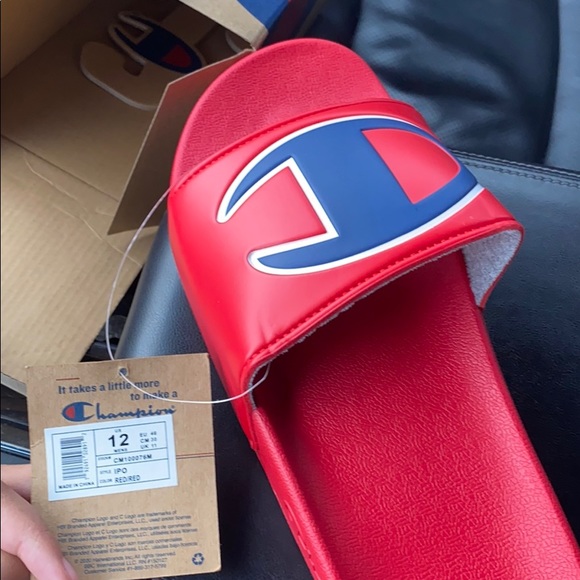 Men's size 12 Champion red slides - Picture 4 of 6